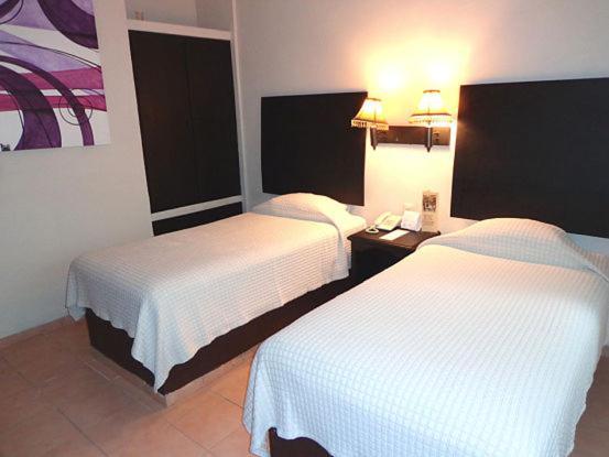 Hotel Marlon Chetumal Bagian luar foto