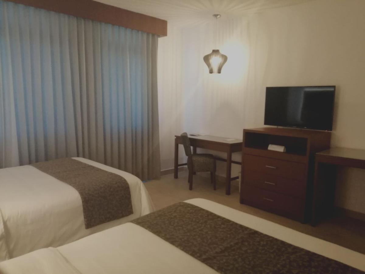 Hotel Marlon Chetumal Bagian luar foto