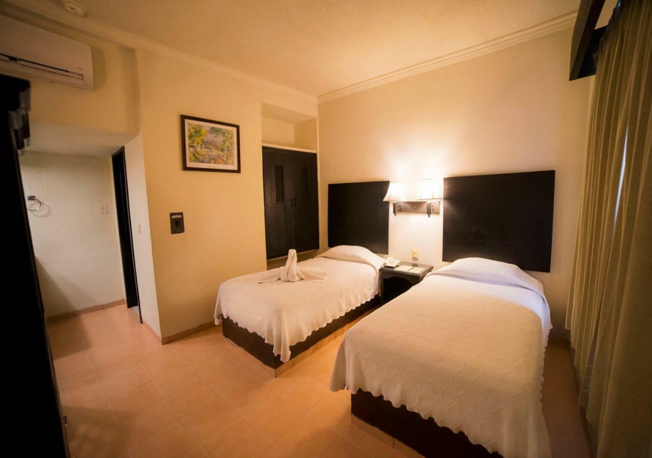 Hotel Marlon Chetumal Bagian luar foto